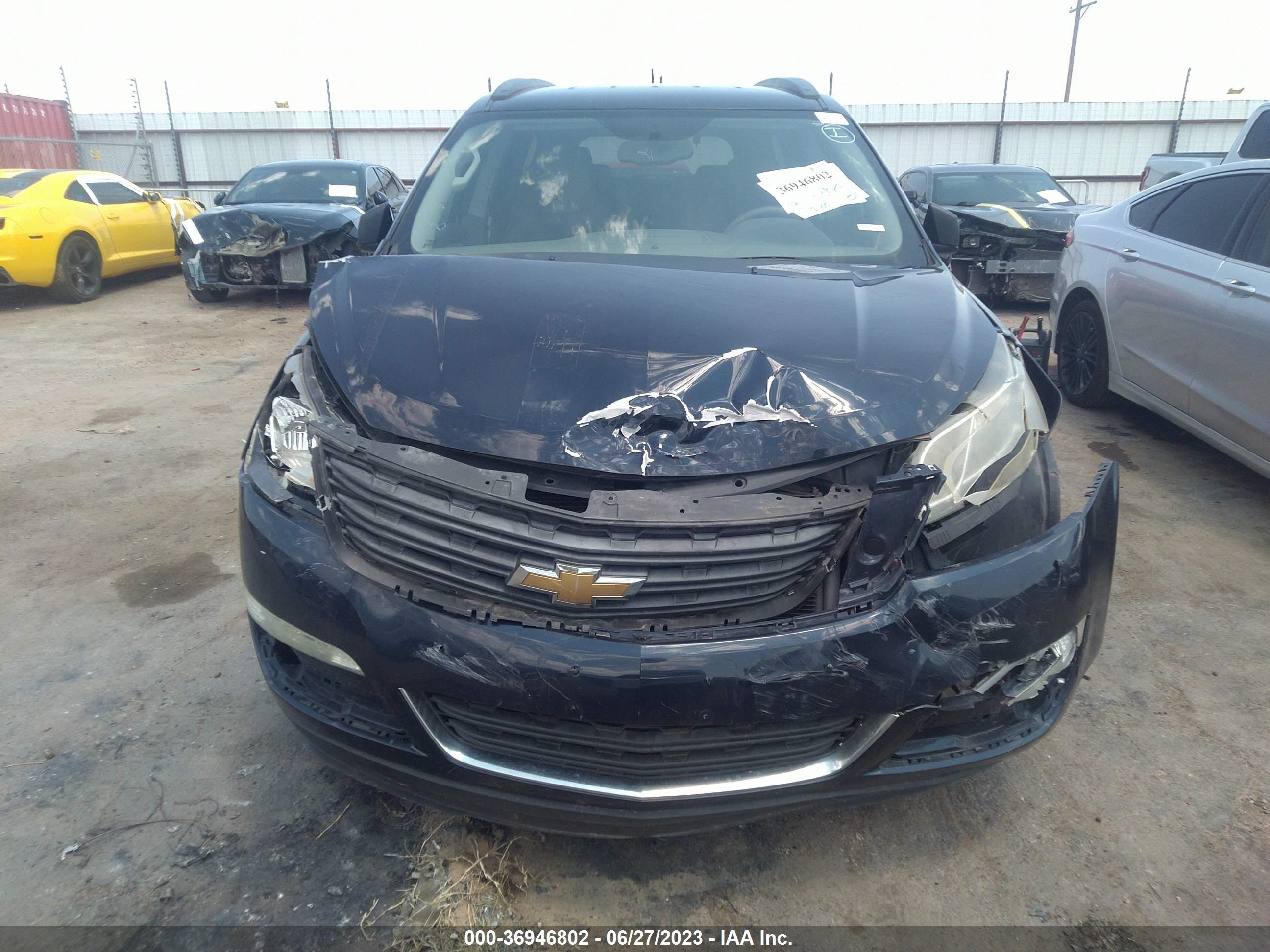 Photo 12 VIN: 1GNKRFKD3FJ278256 - CHEVROLET TRAVERSE 