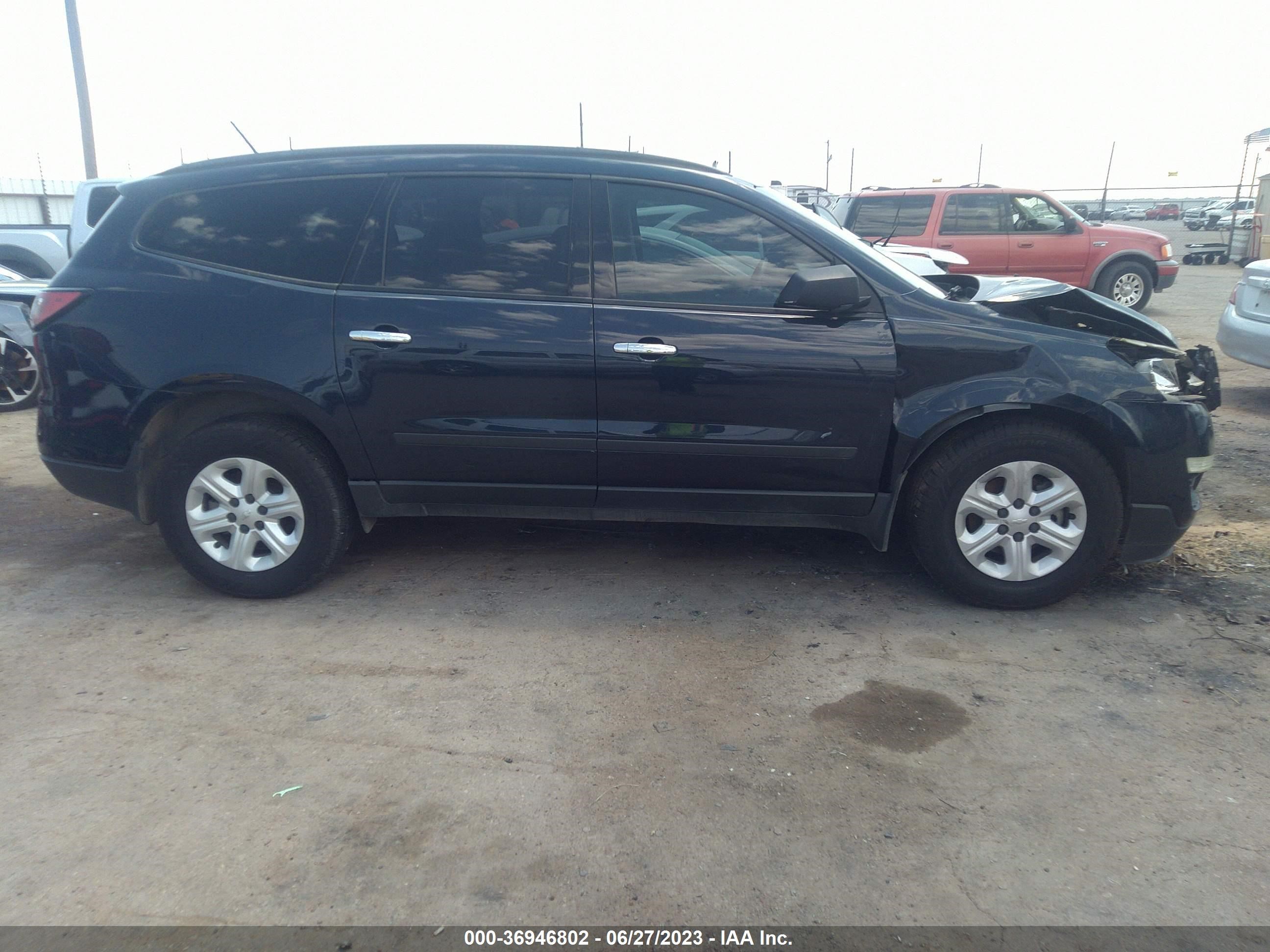 Photo 13 VIN: 1GNKRFKD3FJ278256 - CHEVROLET TRAVERSE 