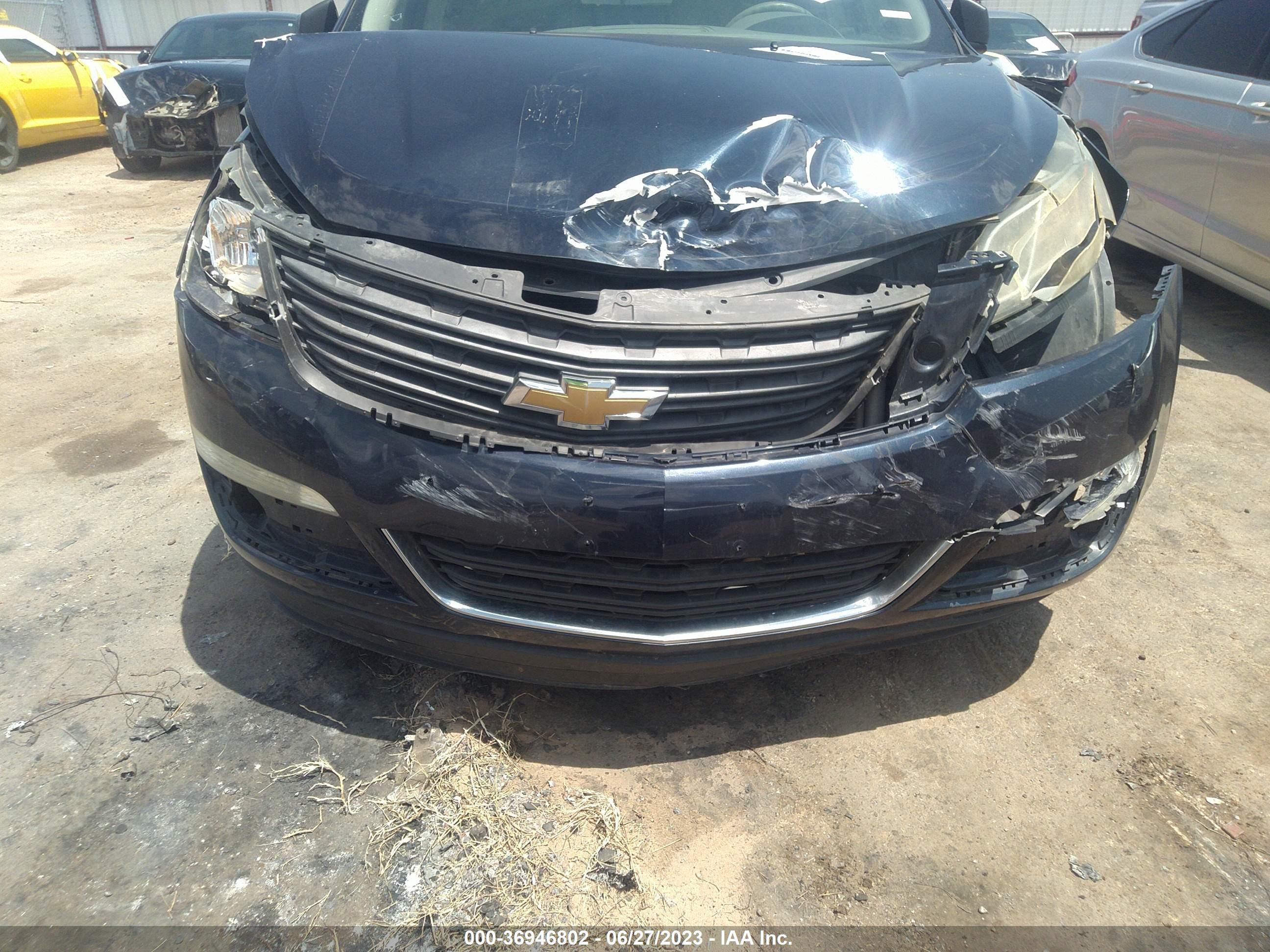 Photo 5 VIN: 1GNKRFKD3FJ278256 - CHEVROLET TRAVERSE 