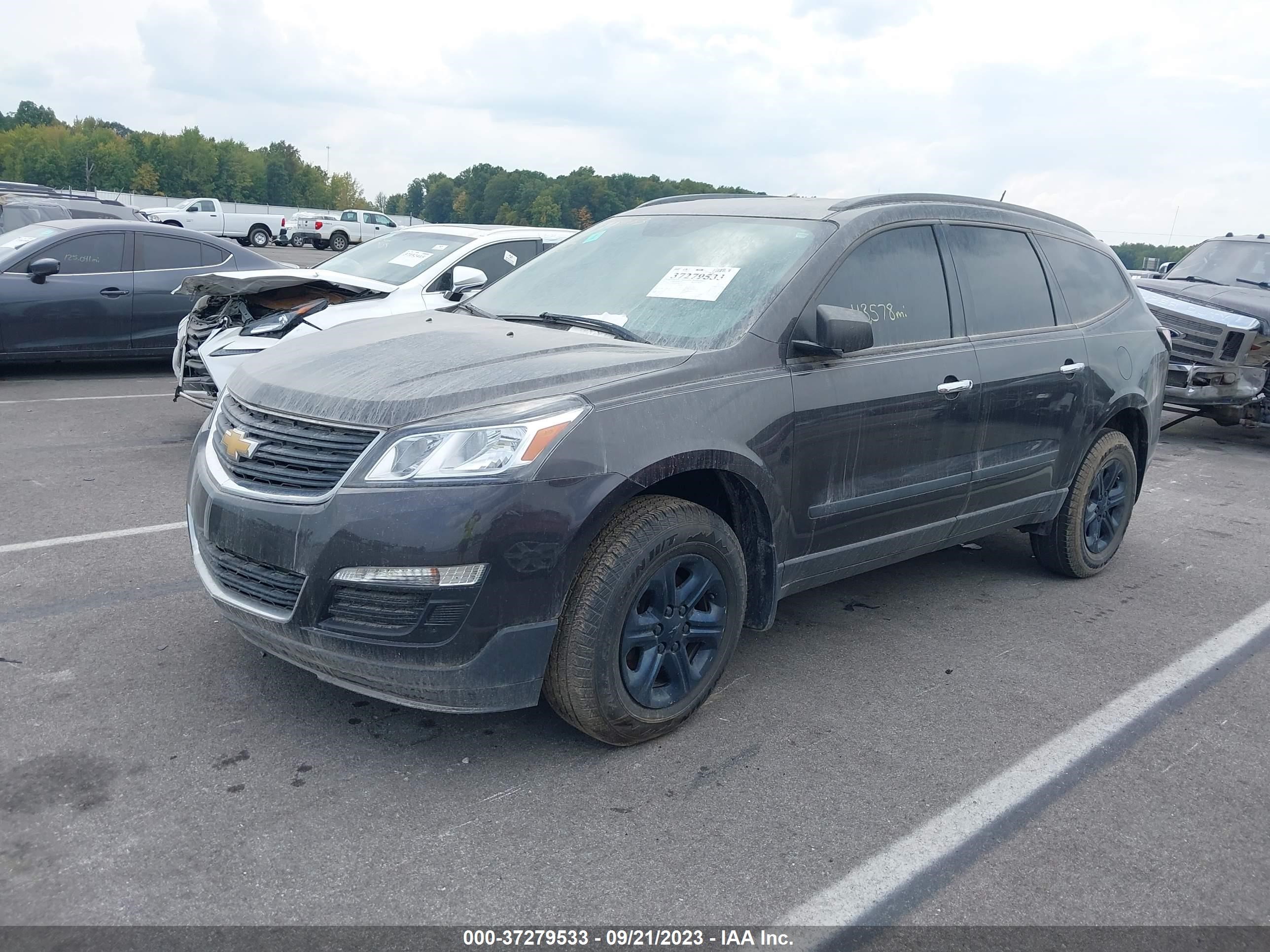 Photo 1 VIN: 1GNKRFKD3HJ142440 - CHEVROLET TRAVERSE 