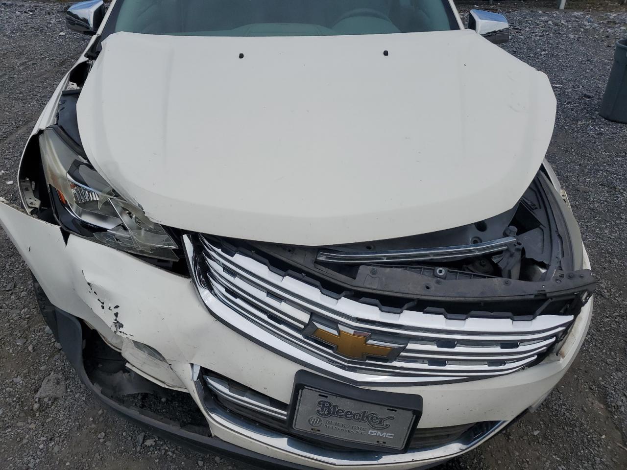 Photo 10 VIN: 1GNKRFKD4EJ356767 - CHEVROLET TRAVERSE 