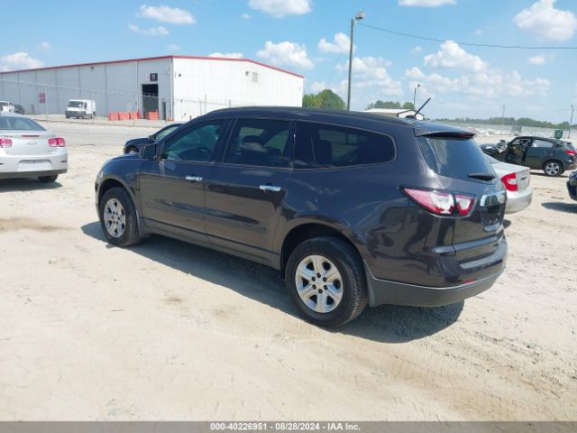 Photo 2 VIN: 1GNKRFKD4FJ230779 - CHEVROLET TRAVERSE 