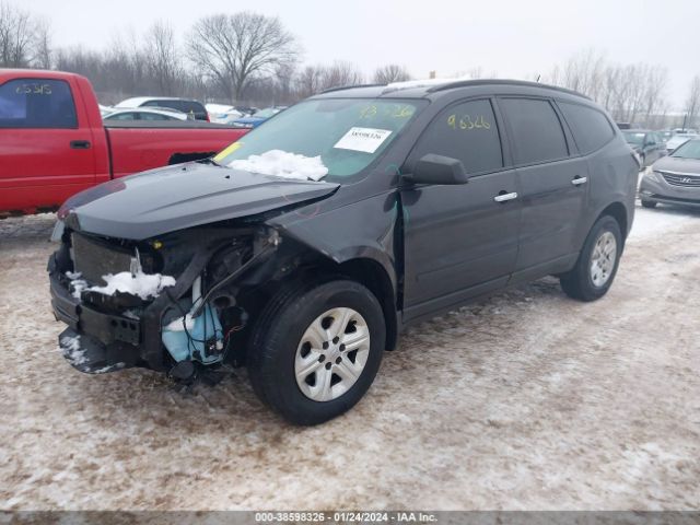 Photo 1 VIN: 1GNKRFKD5GJ131275 - CHEVROLET TRAVERSE 