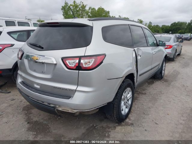 Photo 3 VIN: 1GNKRFKD7FJ237273 - CHEVROLET TRAVERSE 