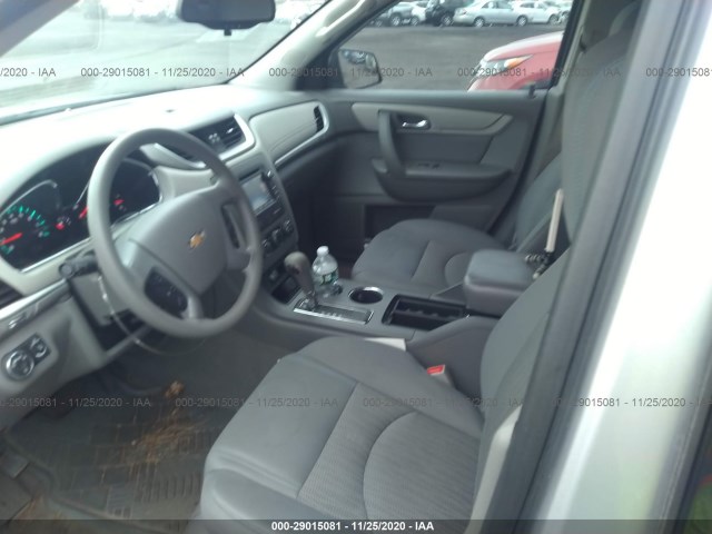 Photo 4 VIN: 1GNKRFKD8FJ102982 - CHEVROLET TRAVERSE 