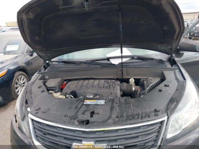 Photo 9 VIN: 1GNKRFKDXHJ324555 - CHEVROLET TRAVERSE 