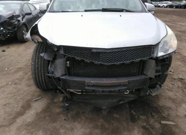 Photo 5 VIN: 1GNKRGED0CJ313042 - CHEVROLET TRAVERSE 