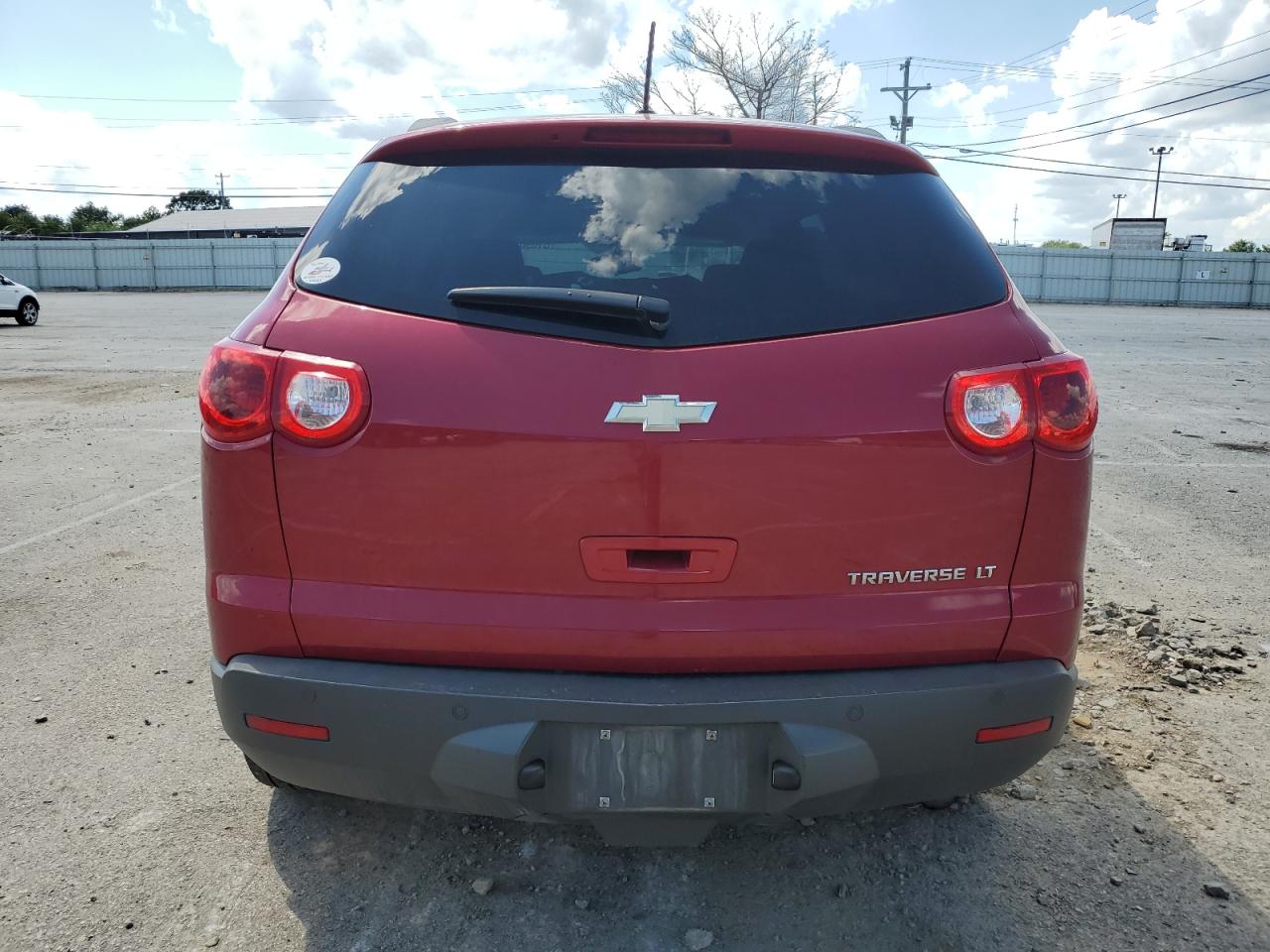 Photo 5 VIN: 1GNKRGED0CJ397136 - CHEVROLET TRAVERSE 