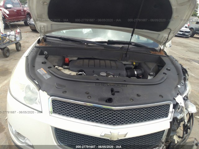 Photo 9 VIN: 1GNKRGED1BJ171590 - CHEVROLET TRAVERSE 