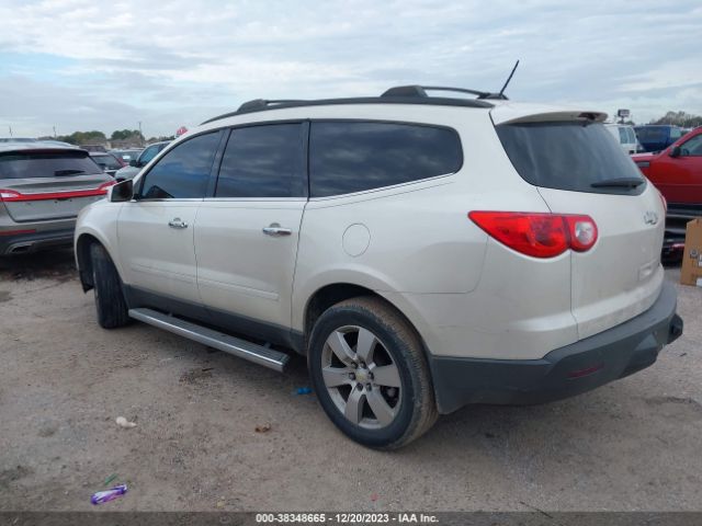 Photo 2 VIN: 1GNKRGED1BJ366895 - CHEVROLET TRAVERSE 