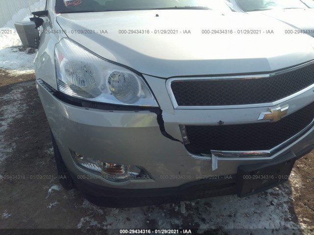 Photo 5 VIN: 1GNKRGED2BJ268569 - CHEVROLET TRAVERSE 