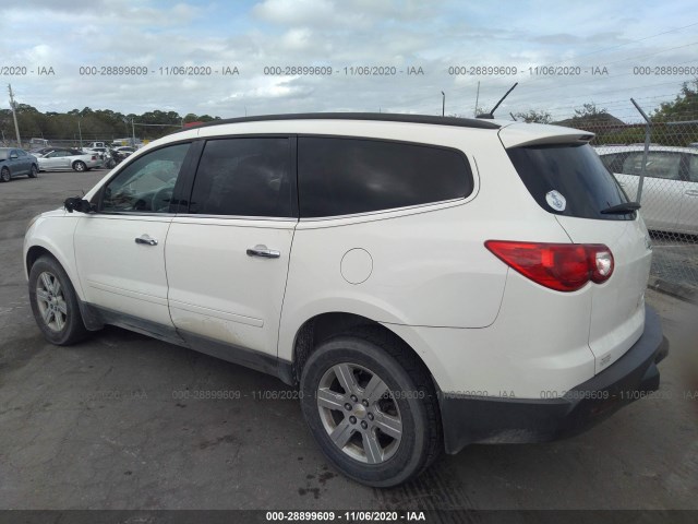 Photo 2 VIN: 1GNKRGED2CJ102893 - CHEVROLET TRAVERSE 