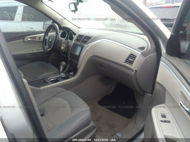 Photo 4 VIN: 1GNKRGED2CJ127535 - CHEVROLET TRAVERSE 