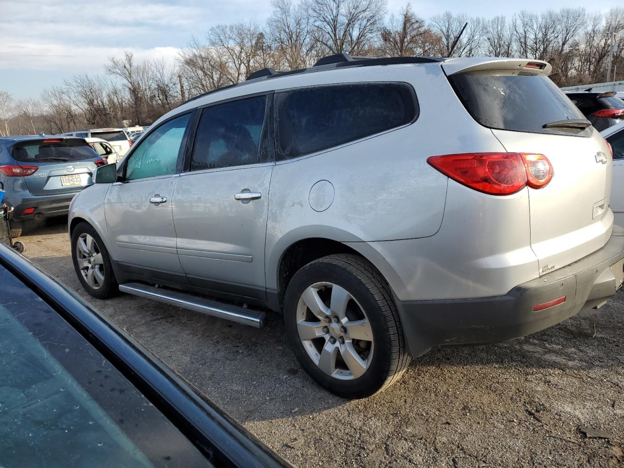 Photo 1 VIN: 1GNKRGED2CJ371086 - CHEVROLET TRAVERSE 