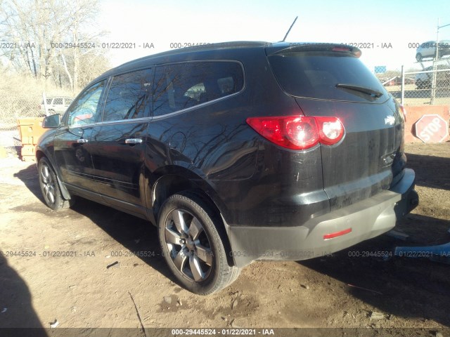 Photo 2 VIN: 1GNKRGED2CJ399650 - CHEVROLET TRAVERSE 