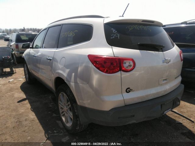 Photo 2 VIN: 1GNKRGED3BJ222572 - CHEVROLET TRAVERSE 