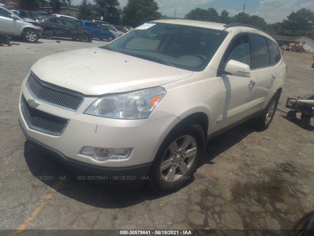 Photo 1 VIN: 1GNKRGED3BJ404496 - CHEVROLET TRAVERSE 