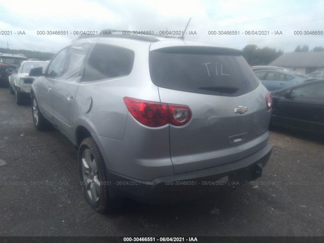 Photo 2 VIN: 1GNKRGED3BJ409326 - CHEVROLET TRAVERSE 