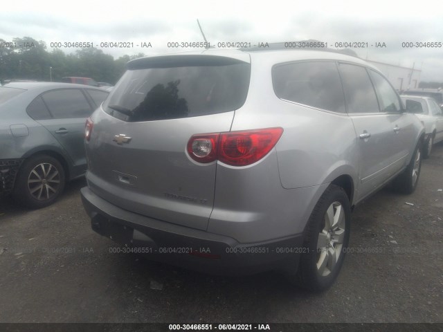 Photo 3 VIN: 1GNKRGED3BJ409326 - CHEVROLET TRAVERSE 