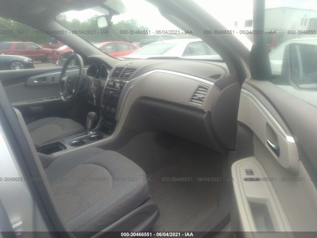 Photo 4 VIN: 1GNKRGED3BJ409326 - CHEVROLET TRAVERSE 