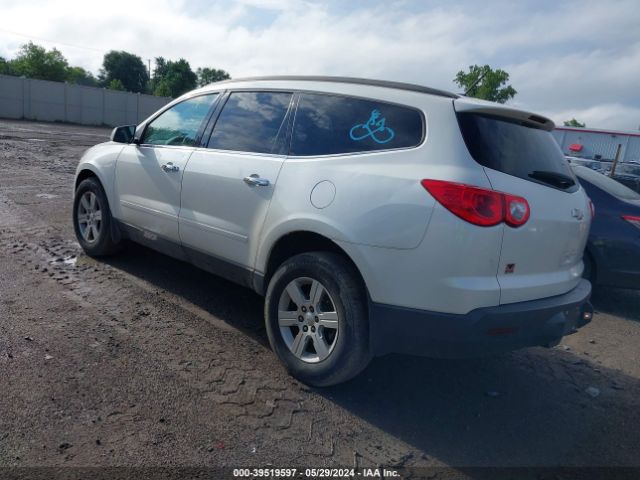 Photo 2 VIN: 1GNKRGED3CJ311107 - CHEVROLET TRAVERSE 