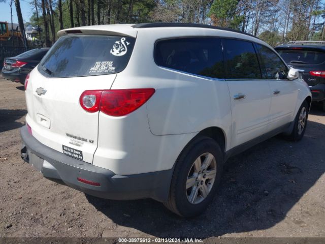 Photo 3 VIN: 1GNKRGED4BJ338363 - CHEVROLET TRAVERSE 