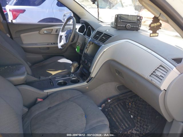 Photo 4 VIN: 1GNKRGED4BJ338363 - CHEVROLET TRAVERSE 