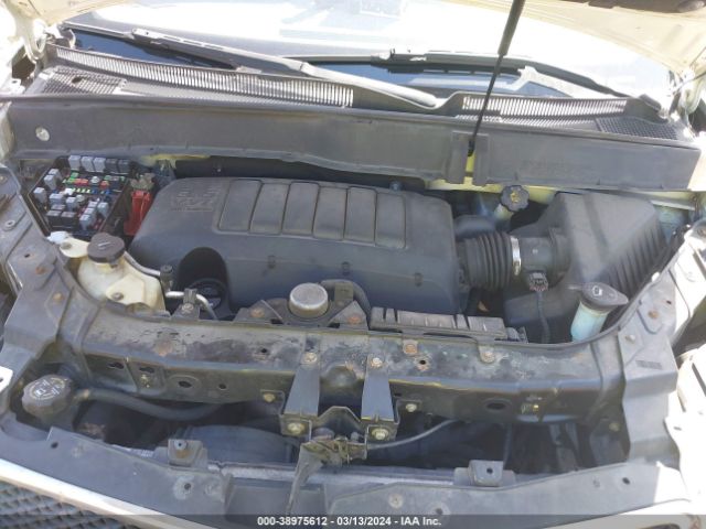 Photo 9 VIN: 1GNKRGED4BJ338363 - CHEVROLET TRAVERSE 