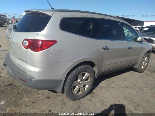 Photo 3 VIN: 1GNKRGED4CJ263178 - CHEVROLET TRAVERSE 