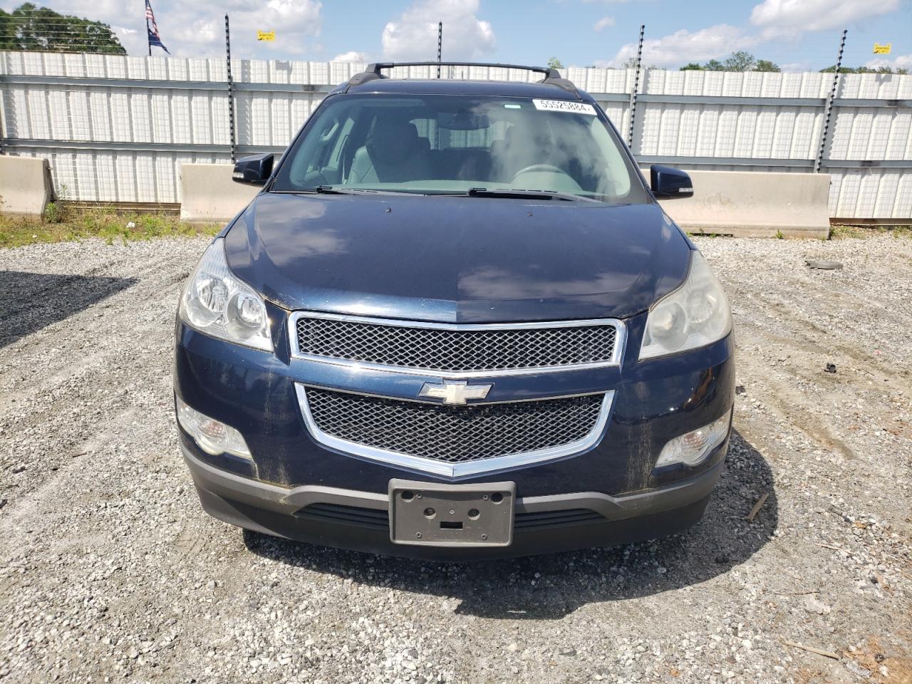 Photo 4 VIN: 1GNKRGED5BJ133120 - CHEVROLET TRAVERSE 