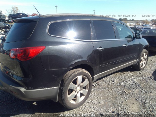 Photo 3 VIN: 1GNKRGED5CJ138772 - CHEVROLET TRAVERSE 