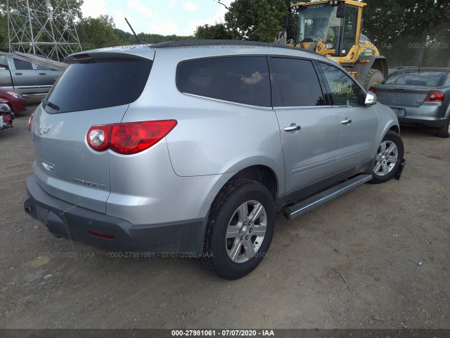 Photo 3 VIN: 1GNKRGED6BJ325887 - CHEVROLET TRAVERSE 