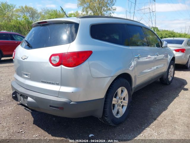 Photo 3 VIN: 1GNKRGED6CJ155046 - CHEVROLET TRAVERSE 