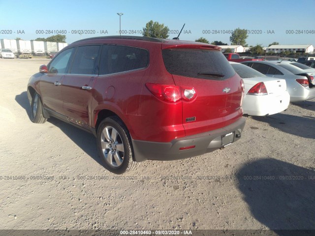 Photo 2 VIN: 1GNKRGED6CJ424341 - CHEVROLET TRAVERSE 