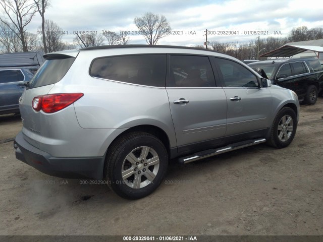 Photo 3 VIN: 1GNKRGED7CJ207381 - CHEVROLET TRAVERSE 