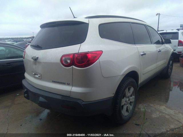 Photo 3 VIN: 1GNKRGED7CJ340335 - CHEVROLET TRAVERSE 