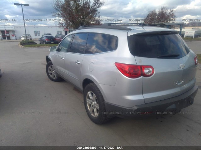 Photo 2 VIN: 1GNKRGED8BJ117669 - CHEVROLET TRAVERSE 