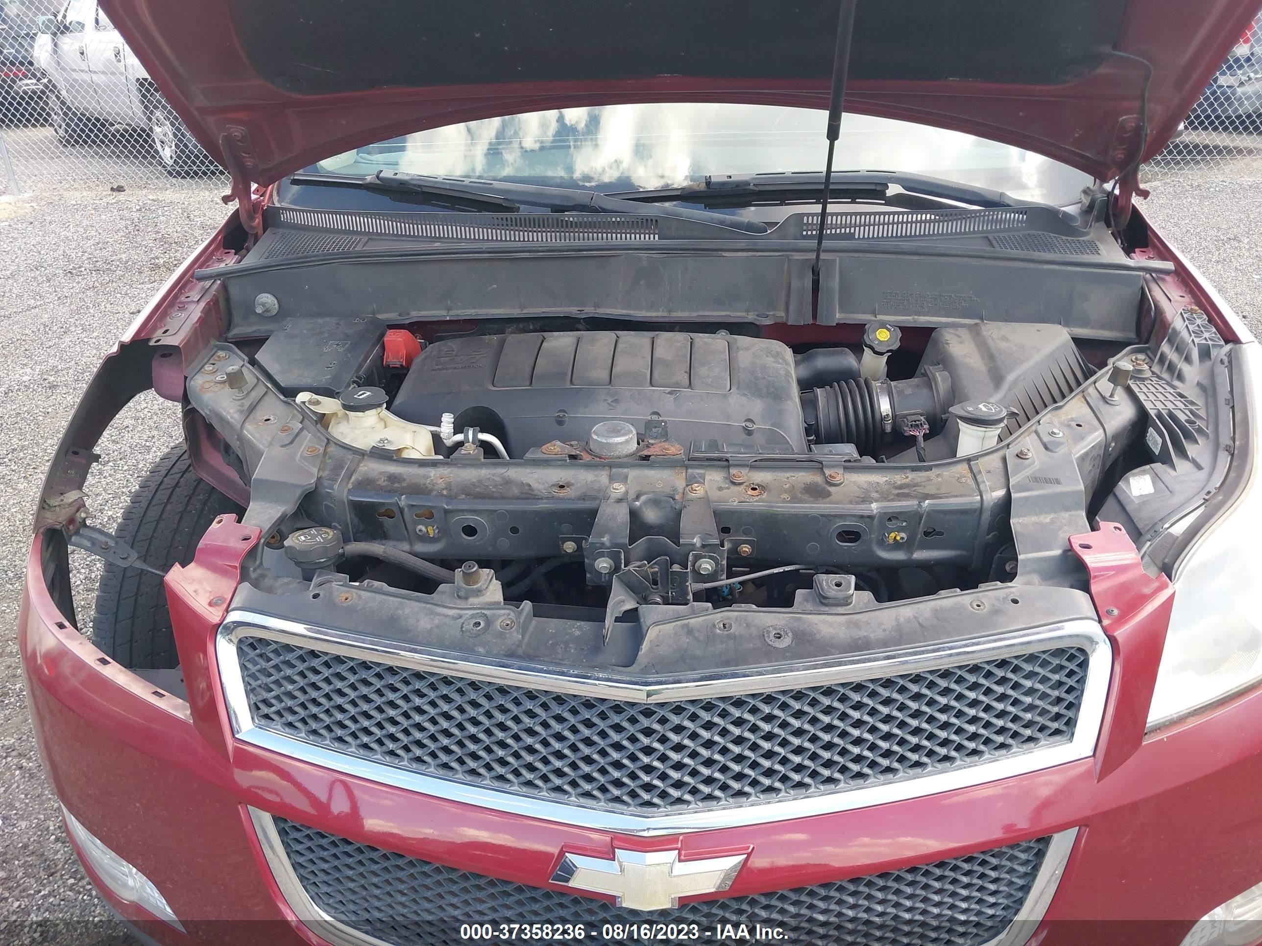 Photo 9 VIN: 1GNKRGED8BJ125884 - CHEVROLET TRAVERSE 