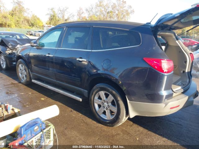 Photo 2 VIN: 1GNKRGED8BJ181808 - CHEVROLET TRAVERSE 