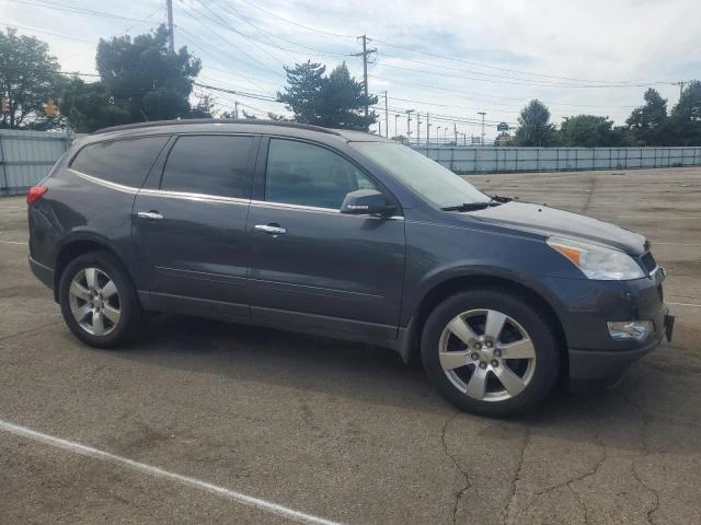 Photo 3 VIN: 1GNKRGED8CJ306825 - CHEVROLET TRAVERSE L 