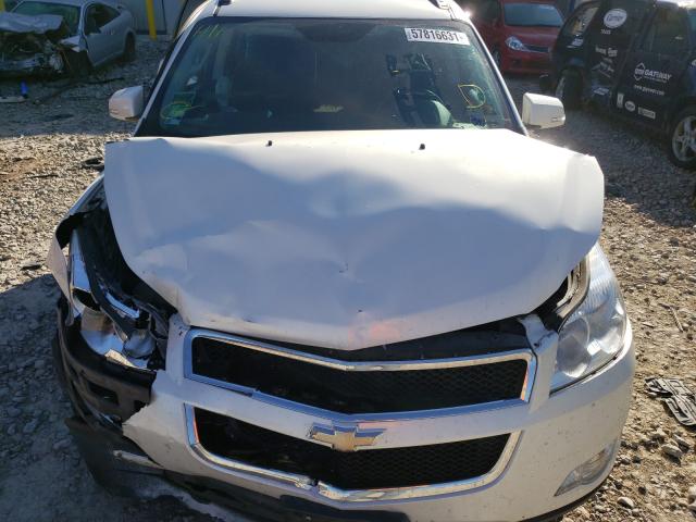 Photo 6 VIN: 1GNKRGED8CJ377698 - CHEVROLET TRAVERSE L 