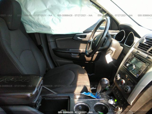 Photo 4 VIN: 1GNKRGED8CJ418203 - CHEVROLET TRAVERSE 