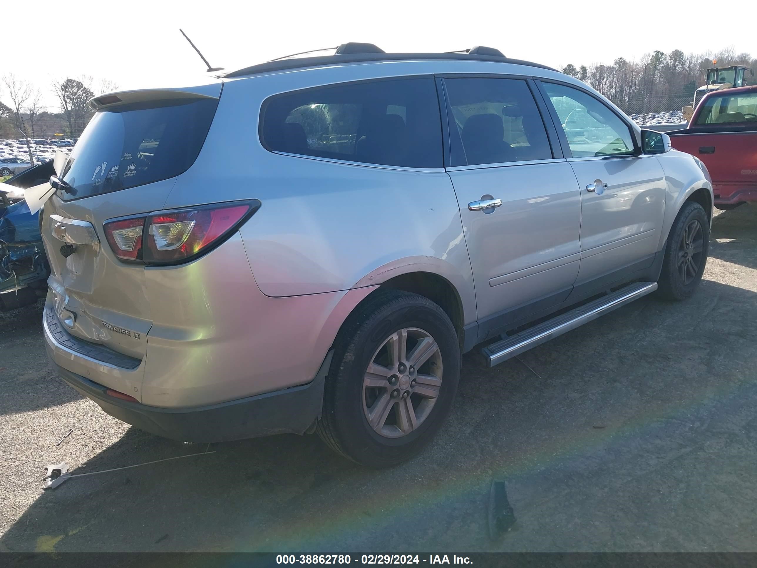 Photo 3 VIN: 1GNKRGKD0DJ163567 - CHEVROLET TRAVERSE 