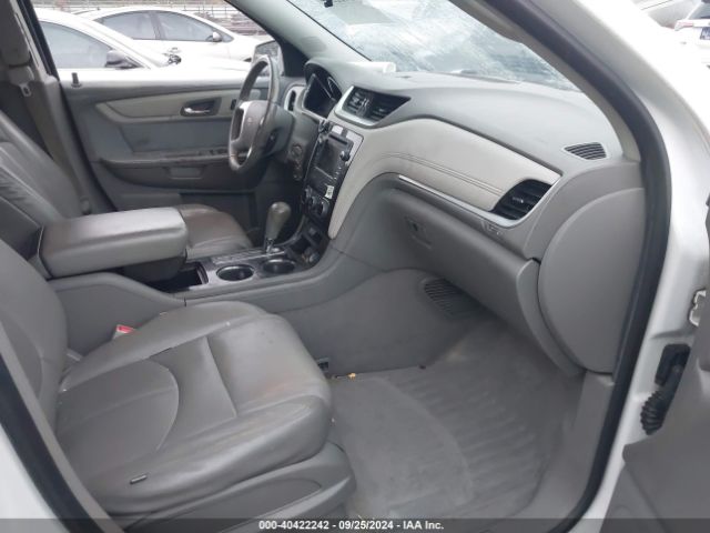 Photo 4 VIN: 1GNKRGKD0GJ217731 - CHEVROLET TRAVERSE 