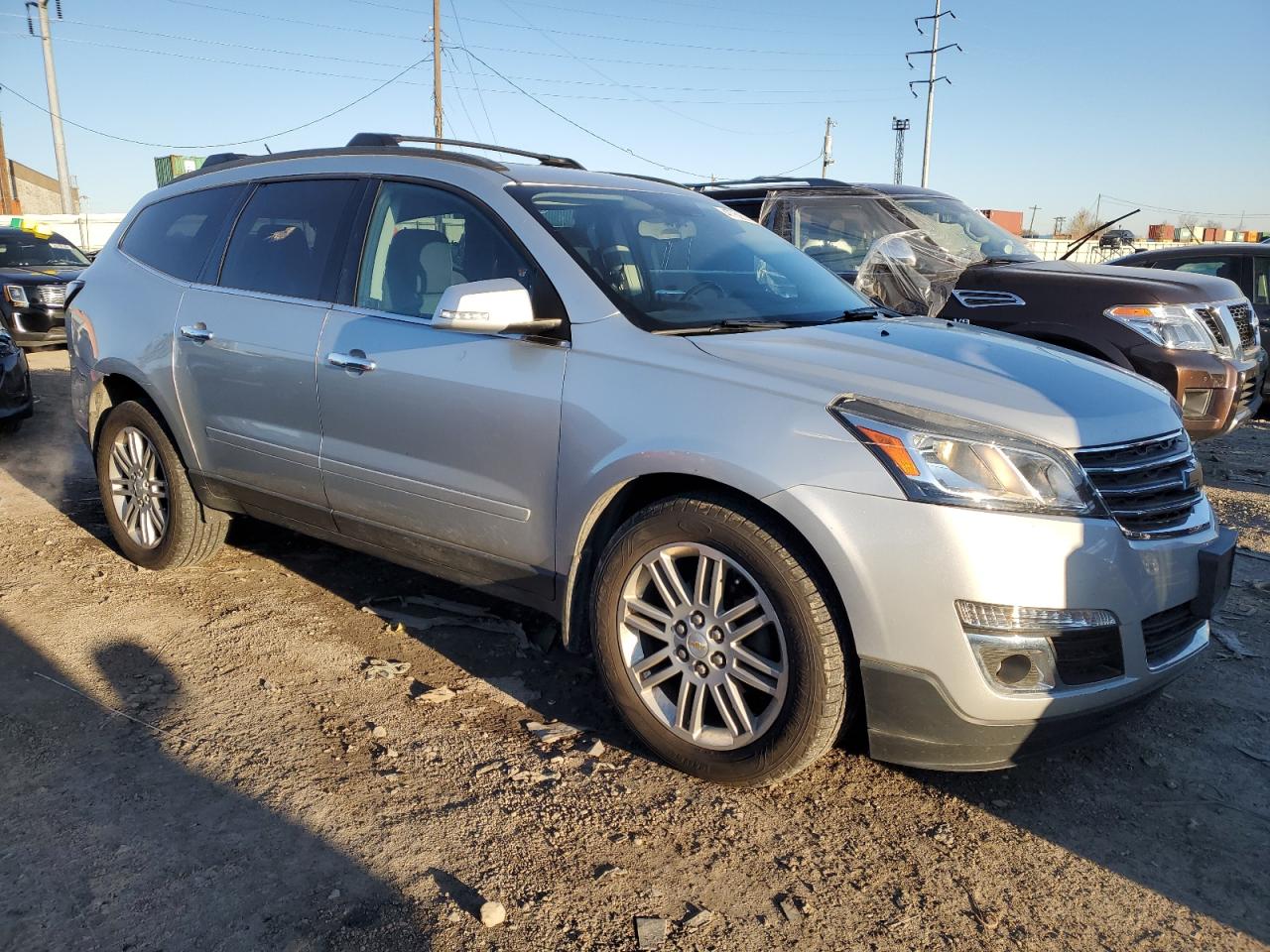 Photo 3 VIN: 1GNKRGKD1FJ180686 - CHEVROLET TRAVERSE 