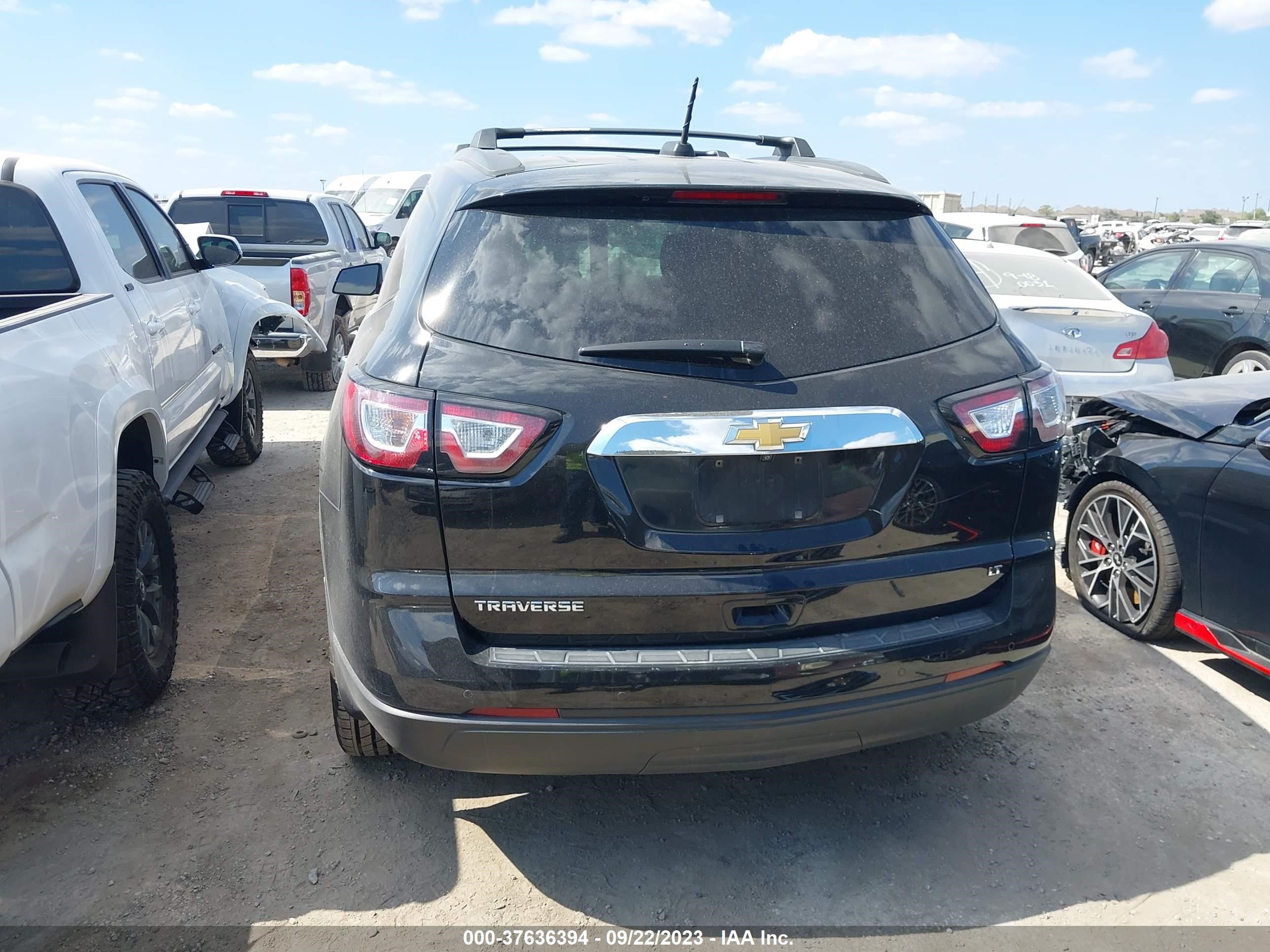 Photo 16 VIN: 1GNKRGKD1HJ265076 - CHEVROLET TRAVERSE 