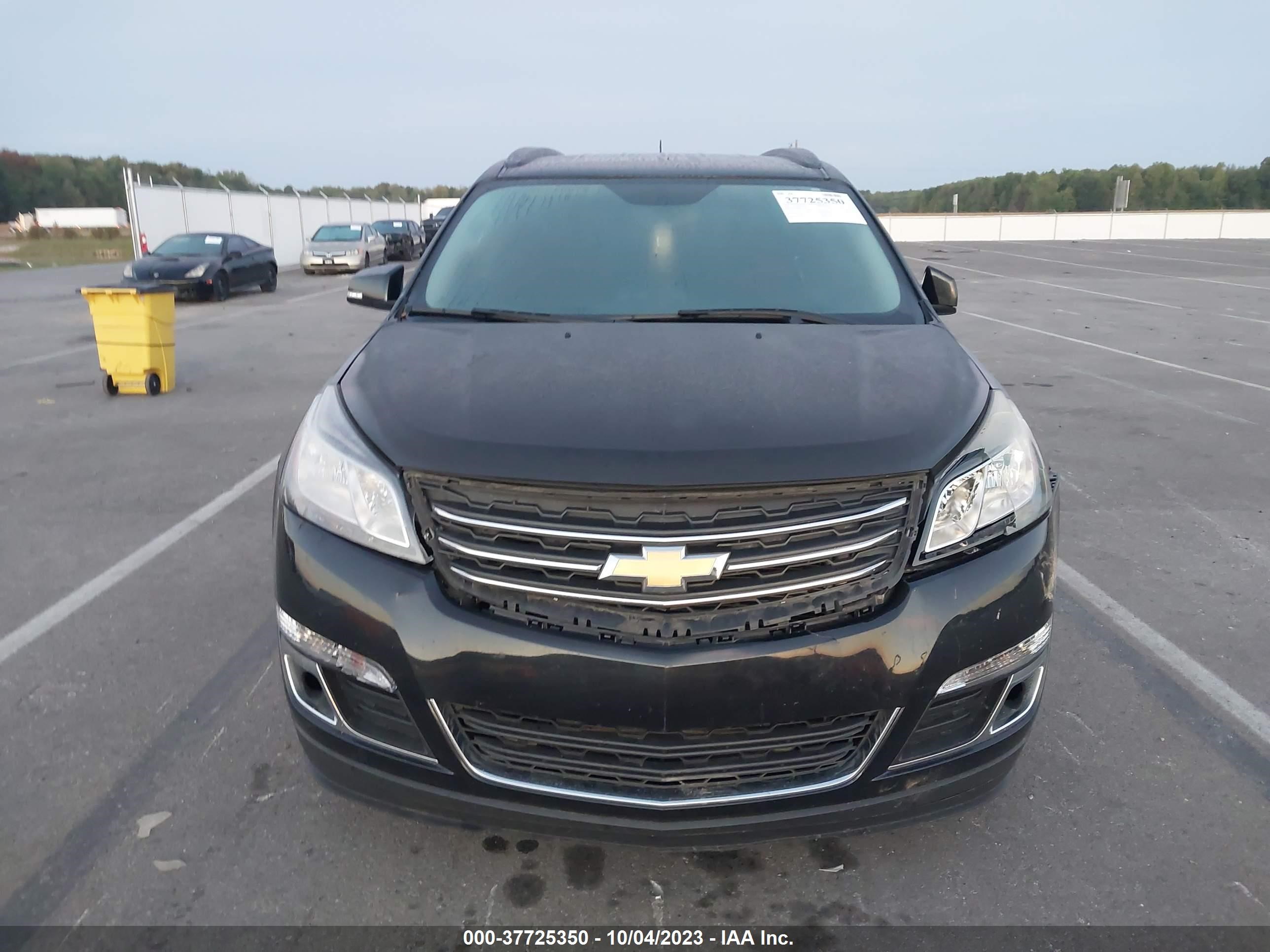 Photo 11 VIN: 1GNKRGKD2FJ295569 - CHEVROLET TRAVERSE 