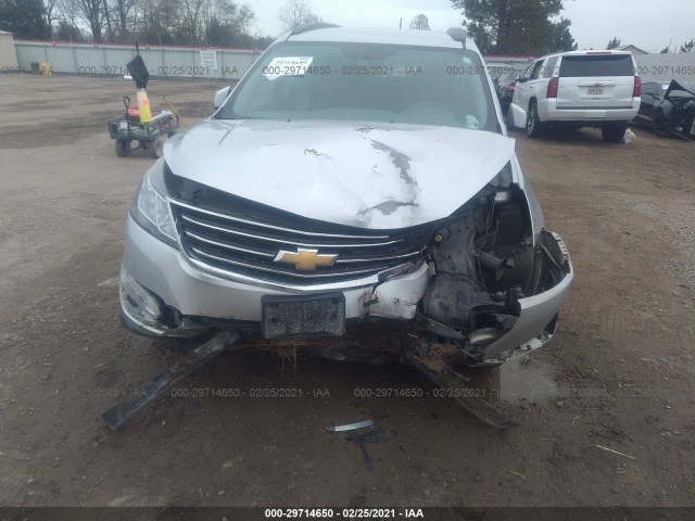 Photo 5 VIN: 1GNKRGKD2GJ270012 - CHEVROLET TRAVERSE 