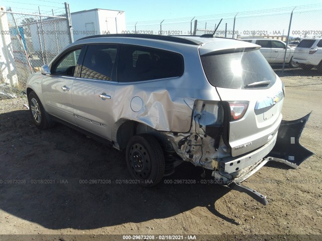 Photo 2 VIN: 1GNKRGKD2HJ165925 - CHEVROLET TRAVERSE 