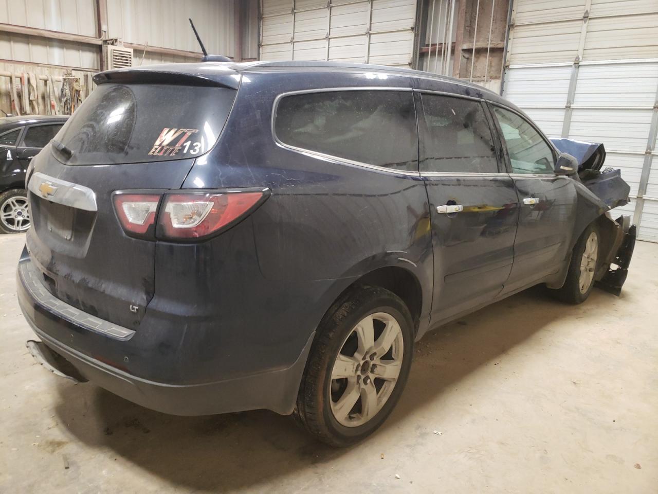 Photo 2 VIN: 1GNKRGKD3HJ233049 - CHEVROLET TRAVERSE 